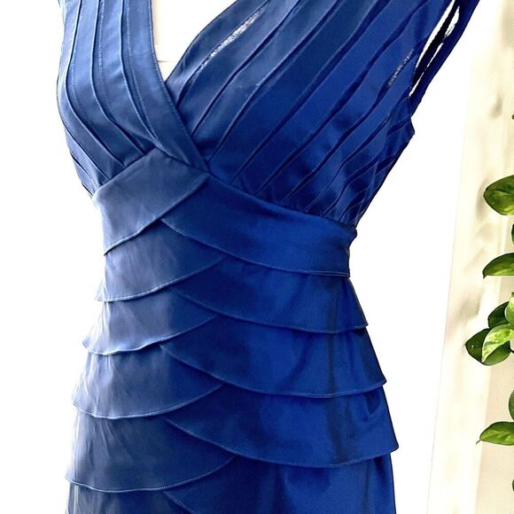 Adrianna Papell Blue Shimmer Layered Taffeta Shutter Pleated Evening Dress -Sz 8 - Picture 3 of 9